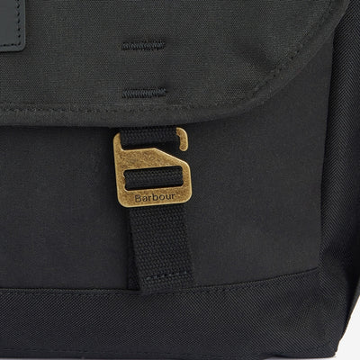 Essential Wax Messenger Bag