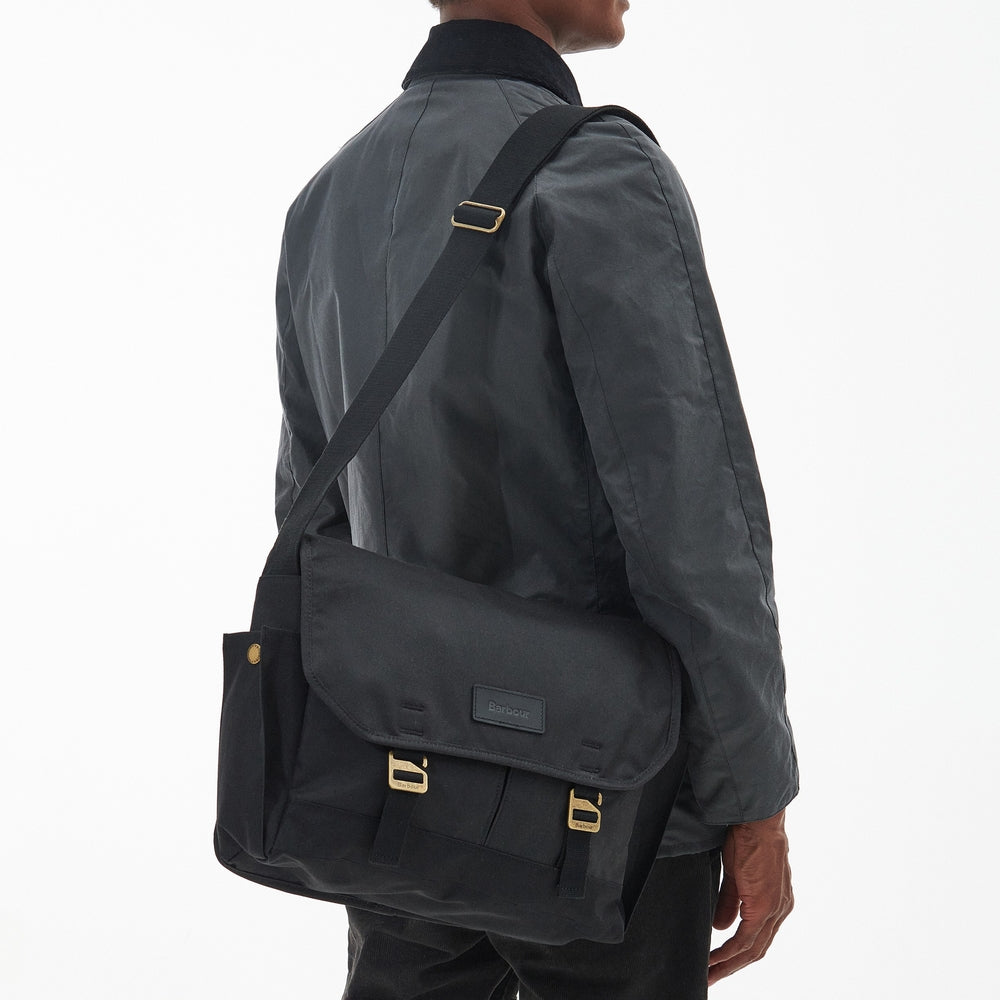 Essential Wax Messenger Bag